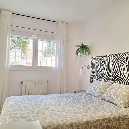 Apartamento Con Habitaciones Compartidas L'Hospitalet de Llobregat Exterior foto